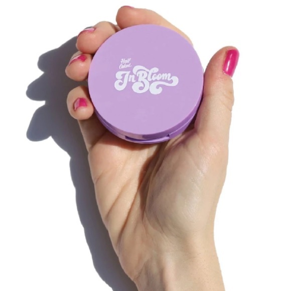 In Bloom Powder Blush in the color Freshly Squeezed - Picture 3 of 10